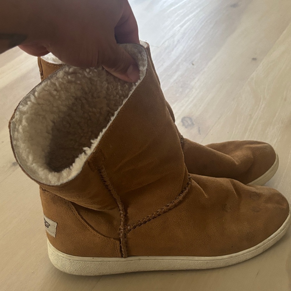 UGG Brown Ankle Boots with Cream Lining